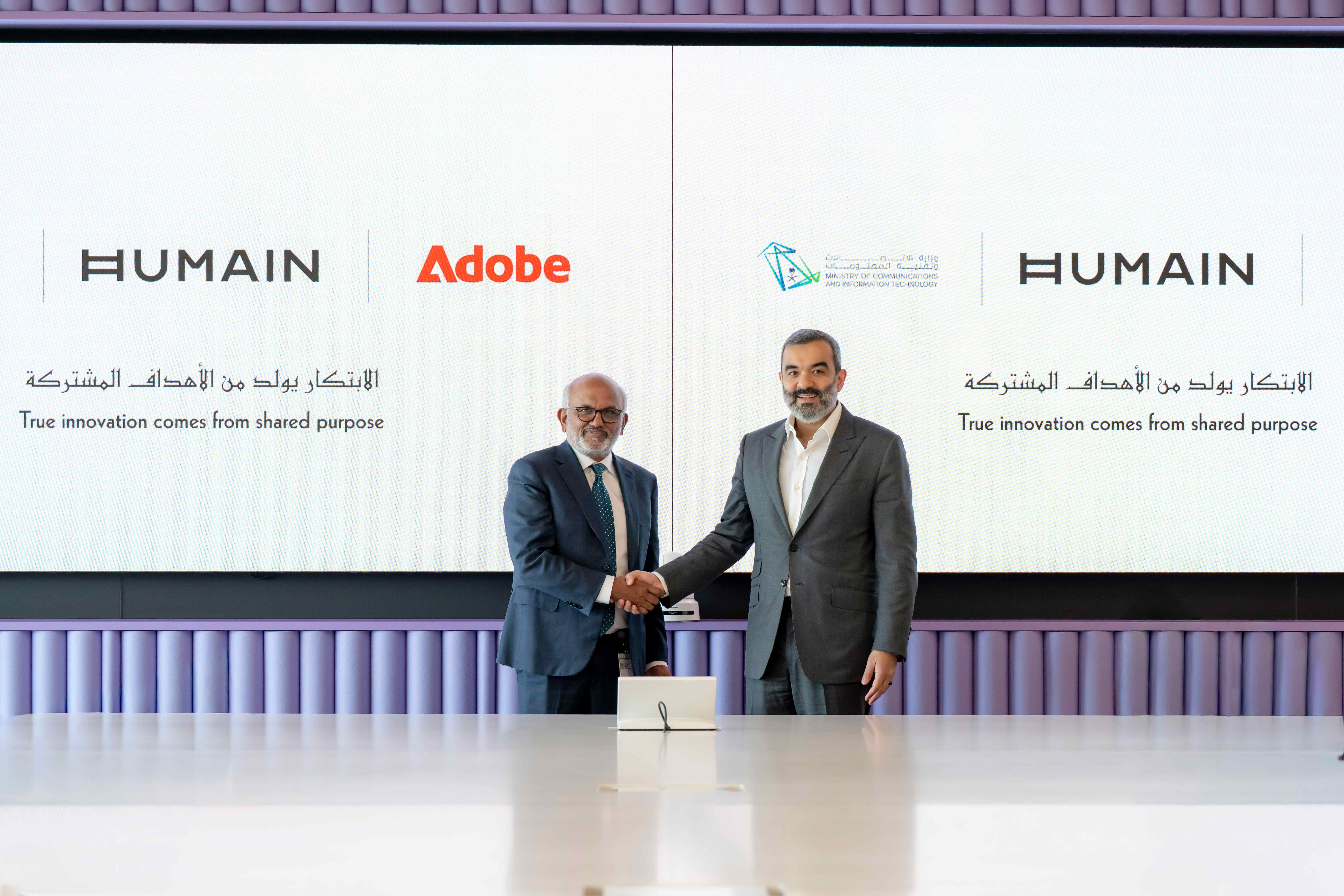 السواحه يجتمع مع الرئيس التنفيذي لشركة Adobe لتعزيز الشراكة في الاقتصاد الإبداعي الرقمي