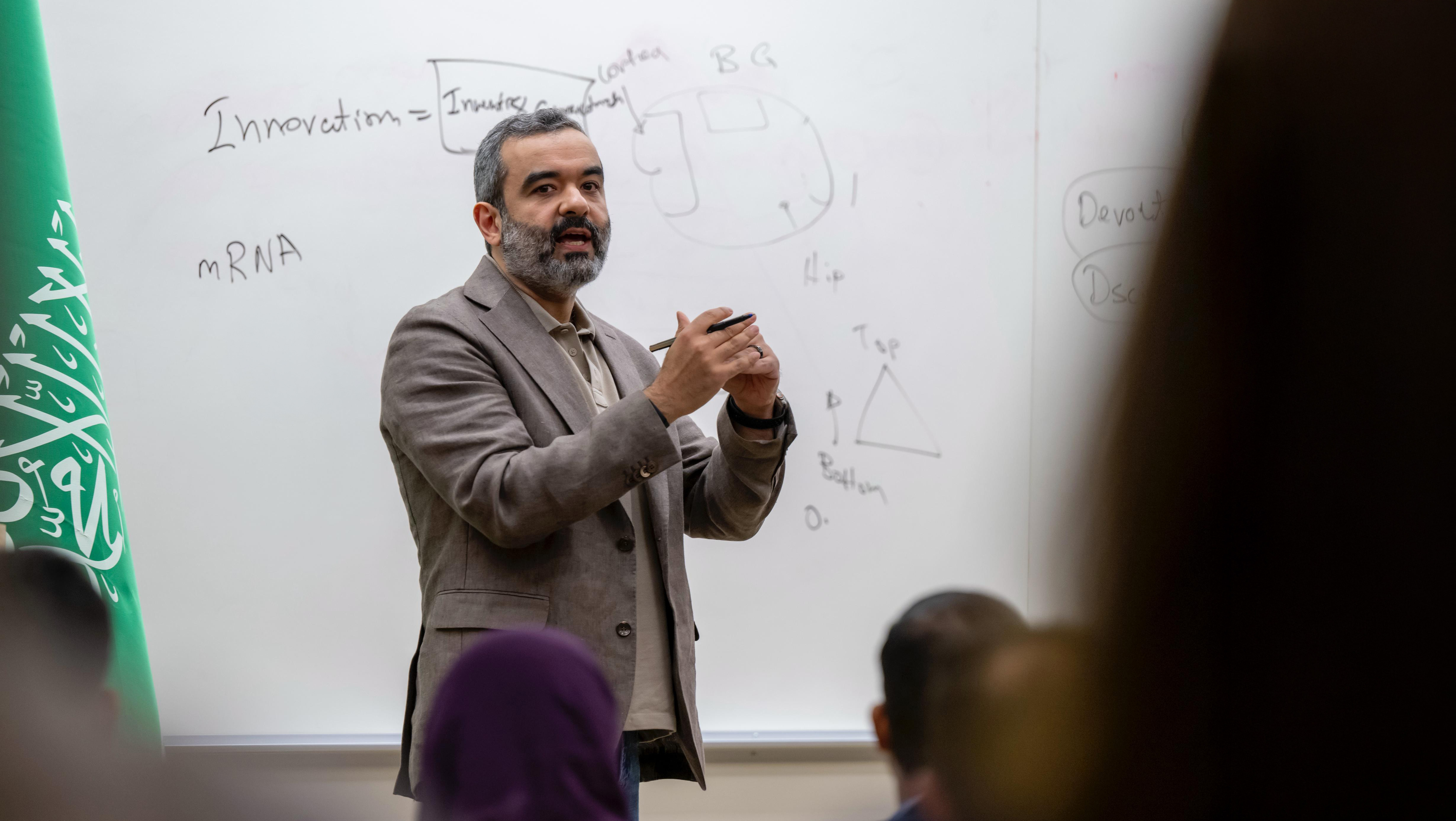 السواحه يلتقي الطلاب السعوديين المبتعثين في الولايات المتحدة ويؤكد دورهم في مواصلة مسيرة التقدم والابتكار