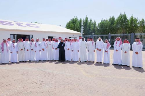 وزير الاتصالات يتفقد ميدانيًا جاهزية القطاع التقني وشبكات الاتصالات لتقديم تجربة حج استثنائية لضيوف الرحمن