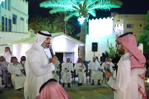 وزير الاتصالات وتقنية المعلومات يلتقي ممثلي قطاع الأعمال بغرفة الجوف