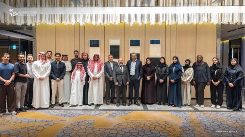 Communications Minister Meets with Saudi Scholarship Students in Korea