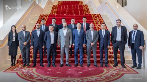 السواحه يجتمع بقيادات كبرى الشركات التقنية في الصين ويزور مركز كاوست للابتكار لتعزيز الشراكات في التقنية والذكاء الاصطناعي